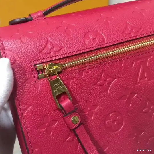 WIS Vuitton Pochette Louis Metis 0420